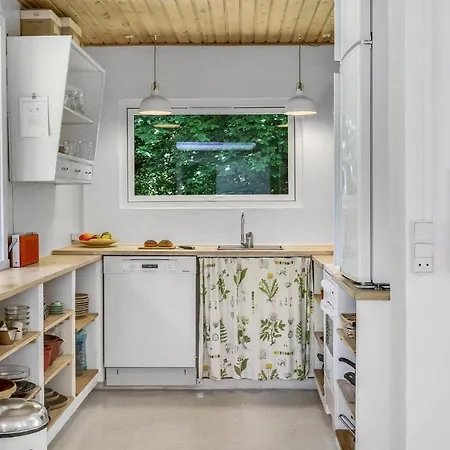 Lovely In With Kitchen Prázdninový dům *