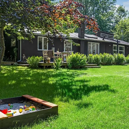 펜션 Lovely In With Kitchen *